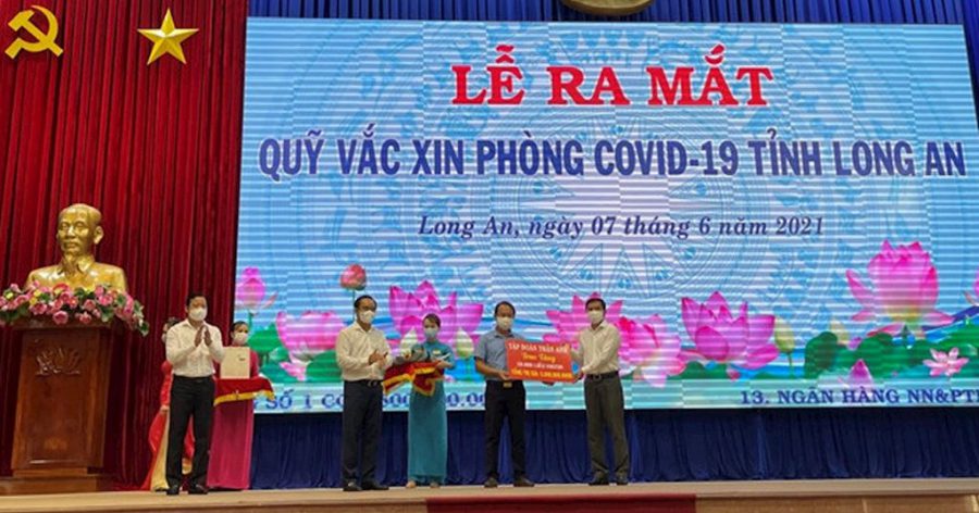 Trần Anh Group ủng hộ 10.000 liều vaccine covid-19